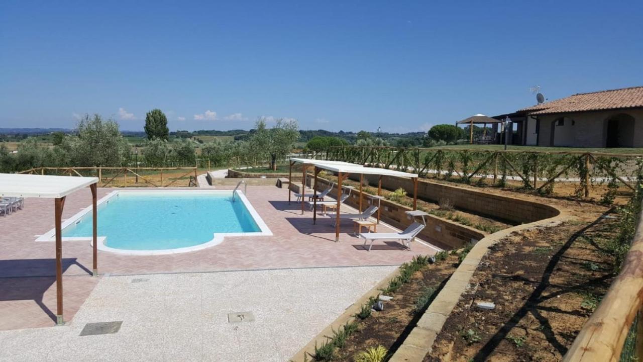 Agriturismo Deni Apartment Cenaia Luaran gambar